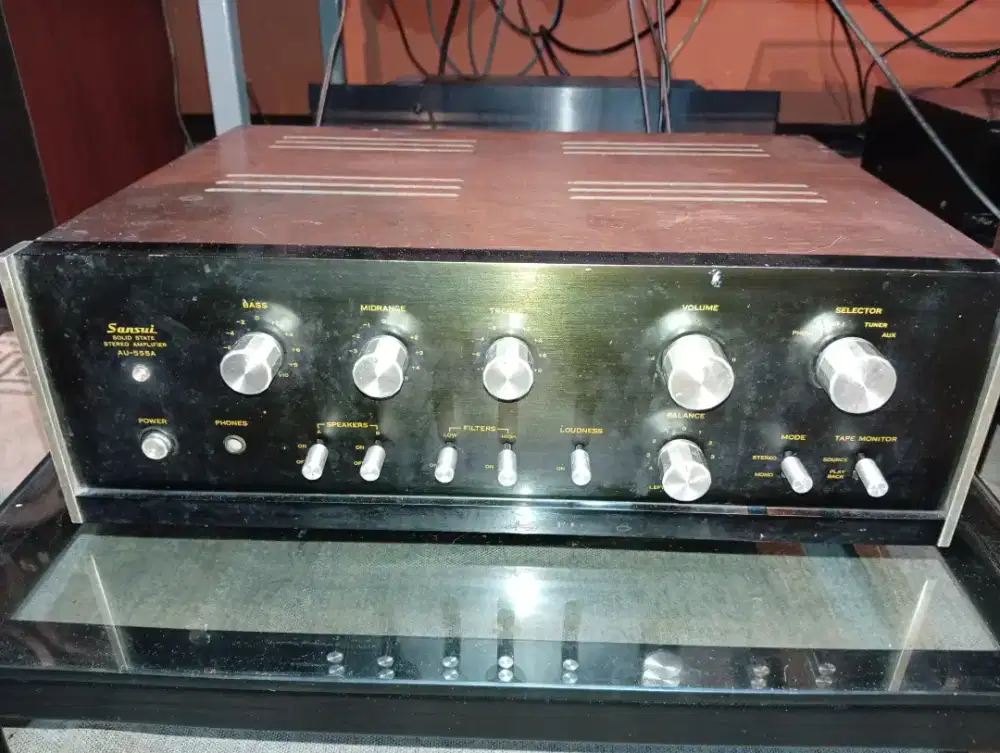 integrated Amplifier Sansui Au555A