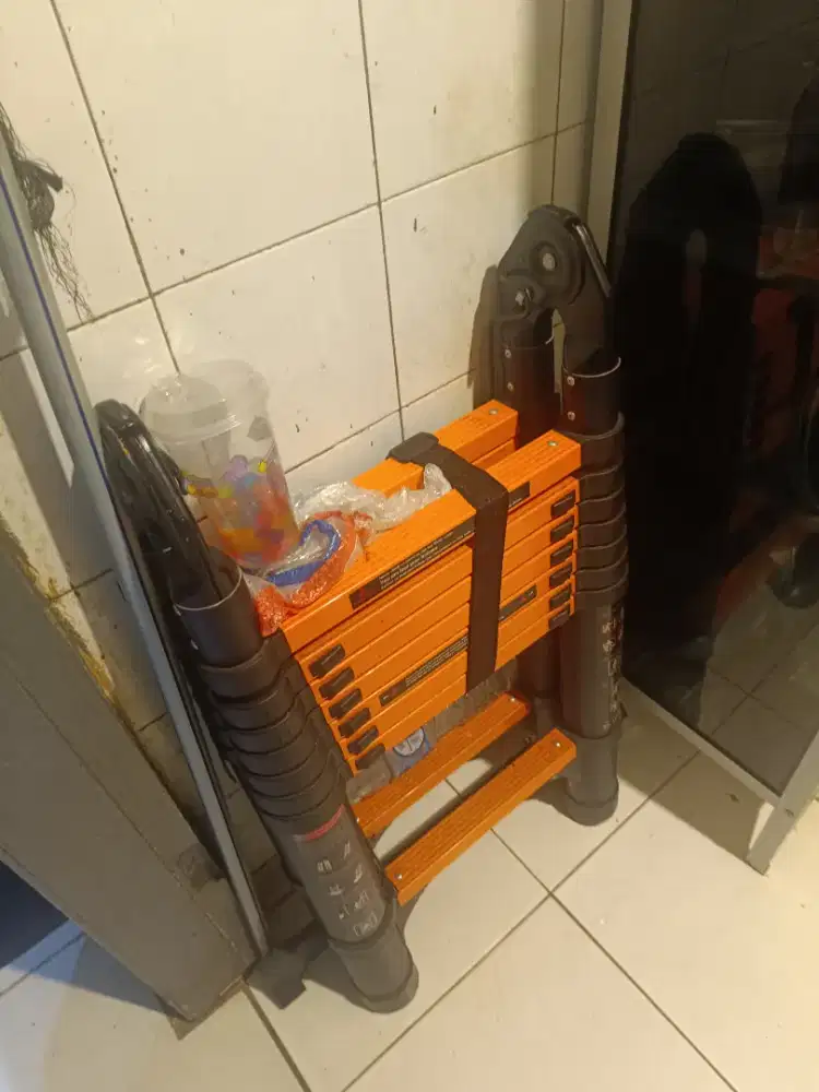 Tangga Teleskopik 2 sisi