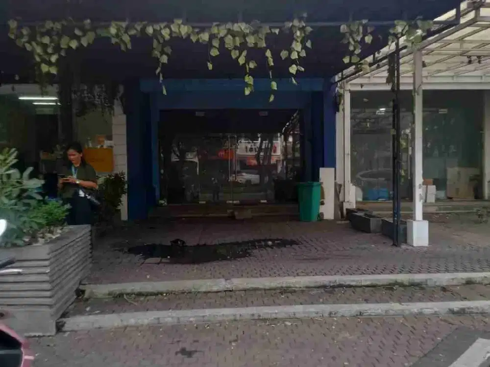 disewakan ruko 2 lantai dicitra 7 boulevard