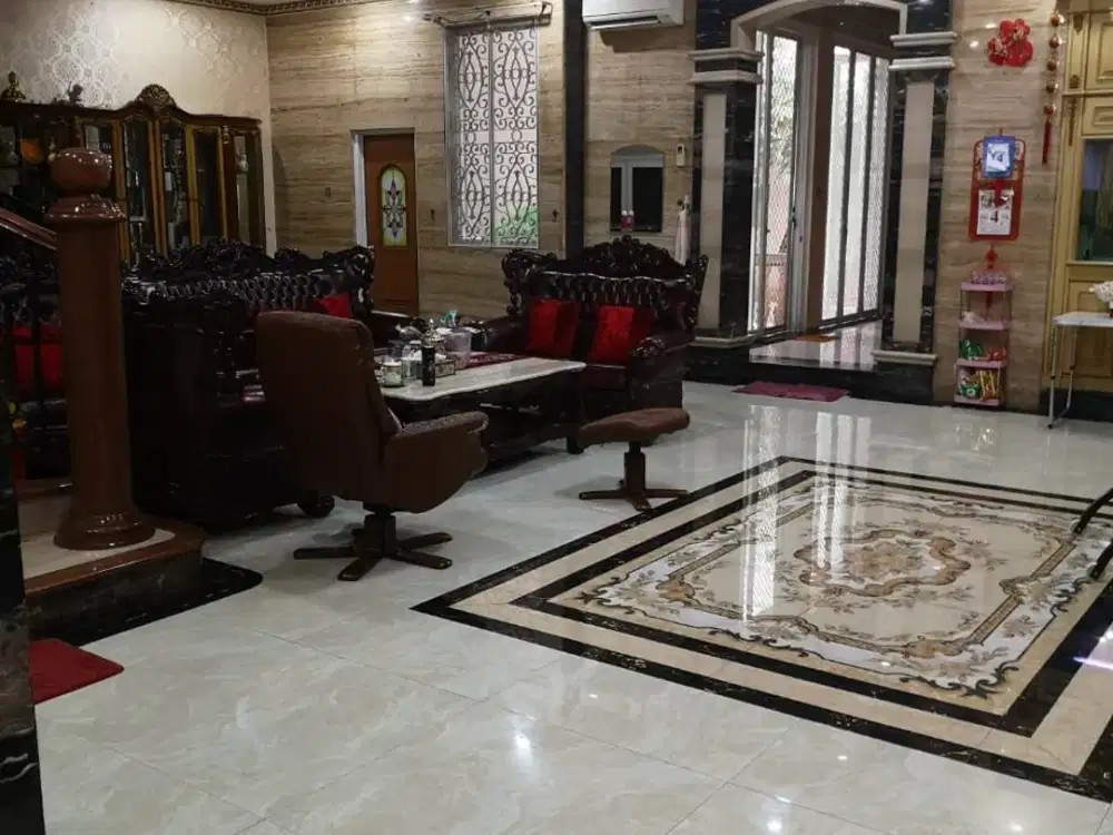 RUMAH CLASIC MODERN MEWAH DI PIK 1 CLUSTER LAYAR PERMAI