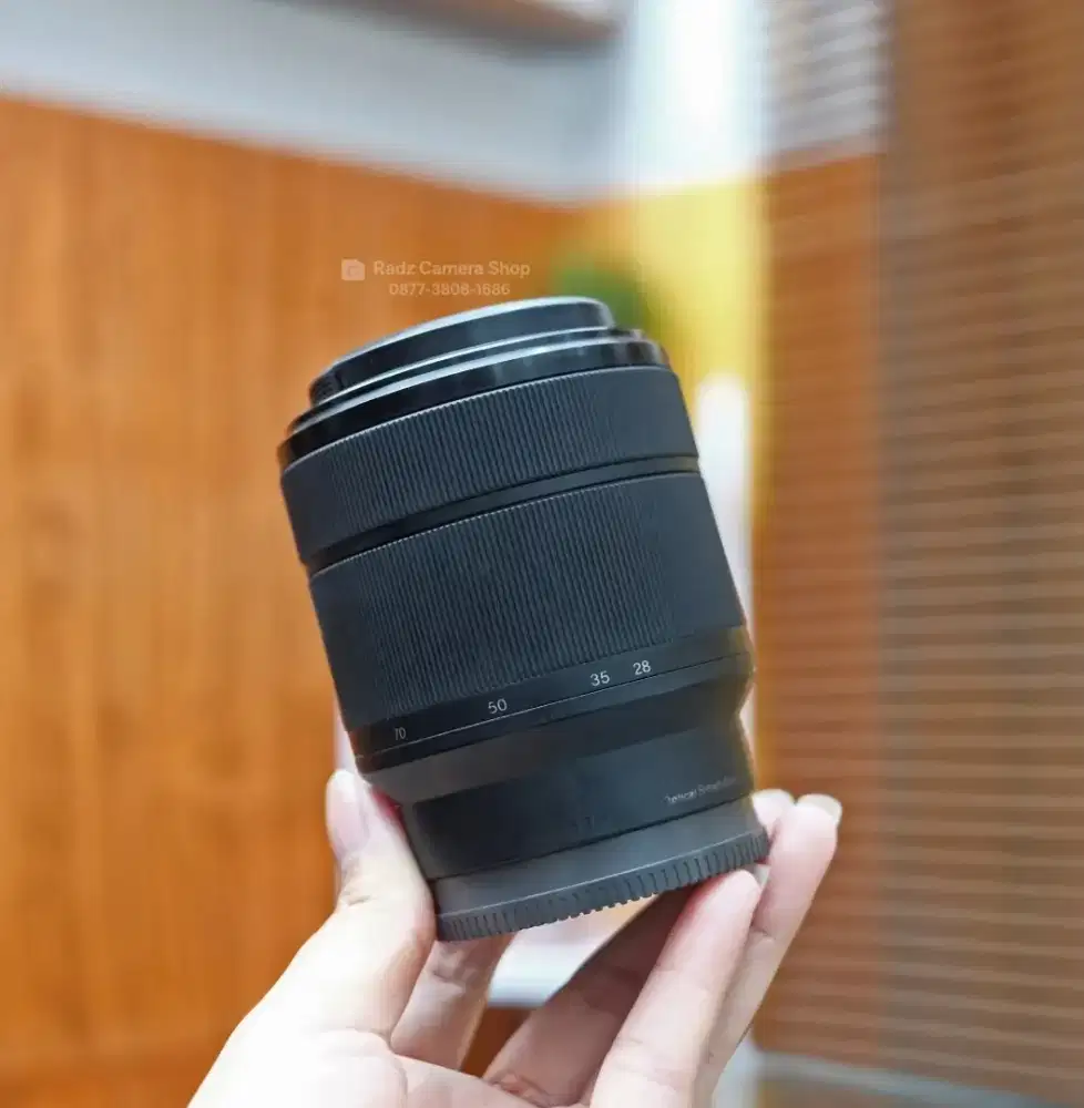 Sony FE 28-70mm F3.5-5.6 OSS Siap Pakai