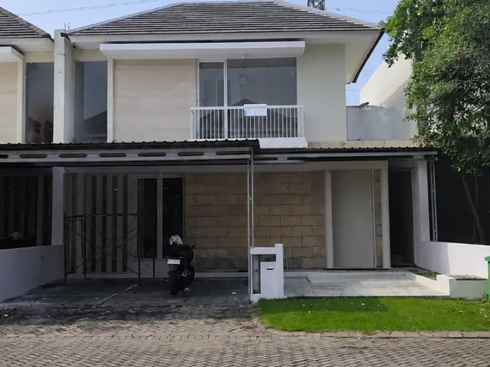 Rumah disewakan royal residence sudah renovasi