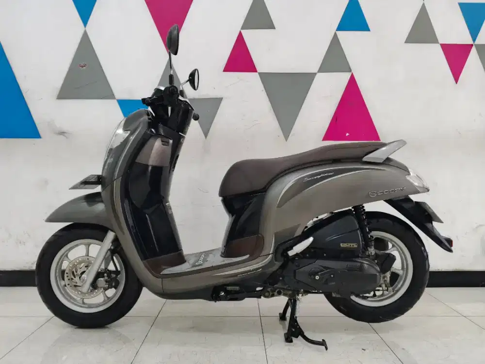Scoopy Stylish tahun 2018