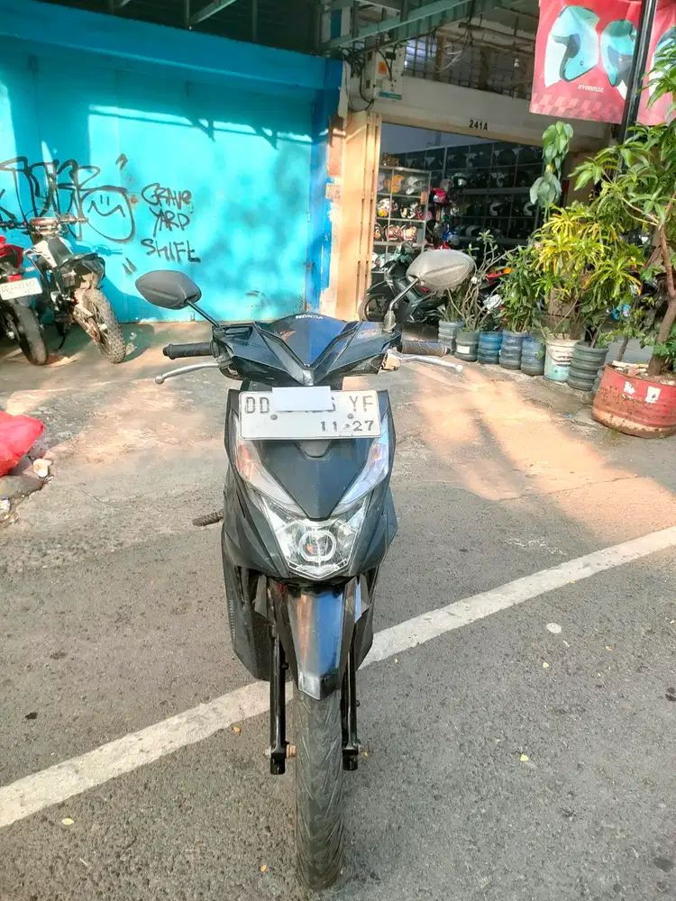 Honda Beat Eco 2017 hitam
