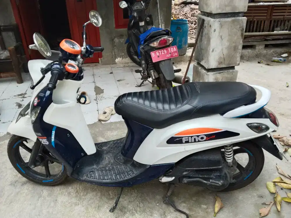 motor yamaha fino dijual