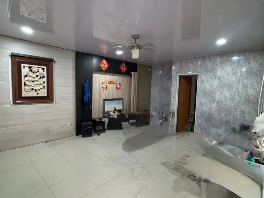 RUMAH DI PINEWOOD RESIDENCE KRAMAT JATI