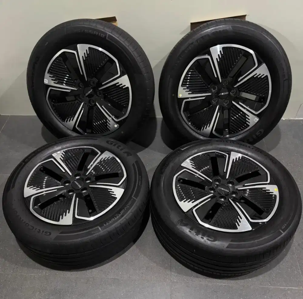 [WTS] Dijual Ban + Velg Ori Jaecoo J5