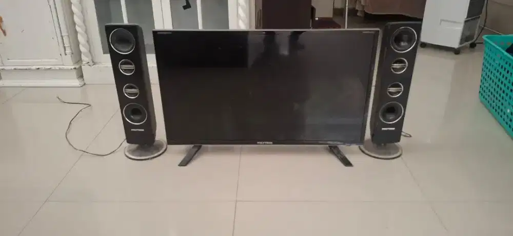 Polytron PLD32T1506 (LED TV 32 inci).