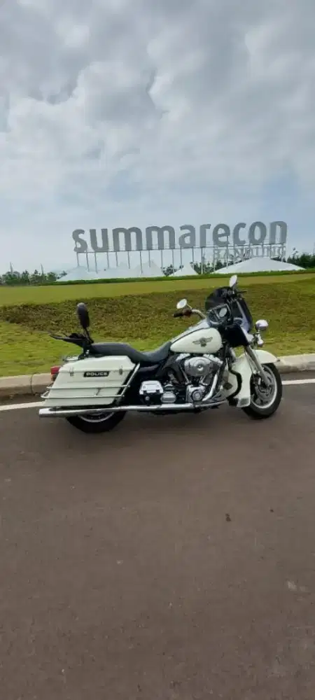 DIJUAL CEPAT HARLEY DAVIDSON ROAD KING 2006