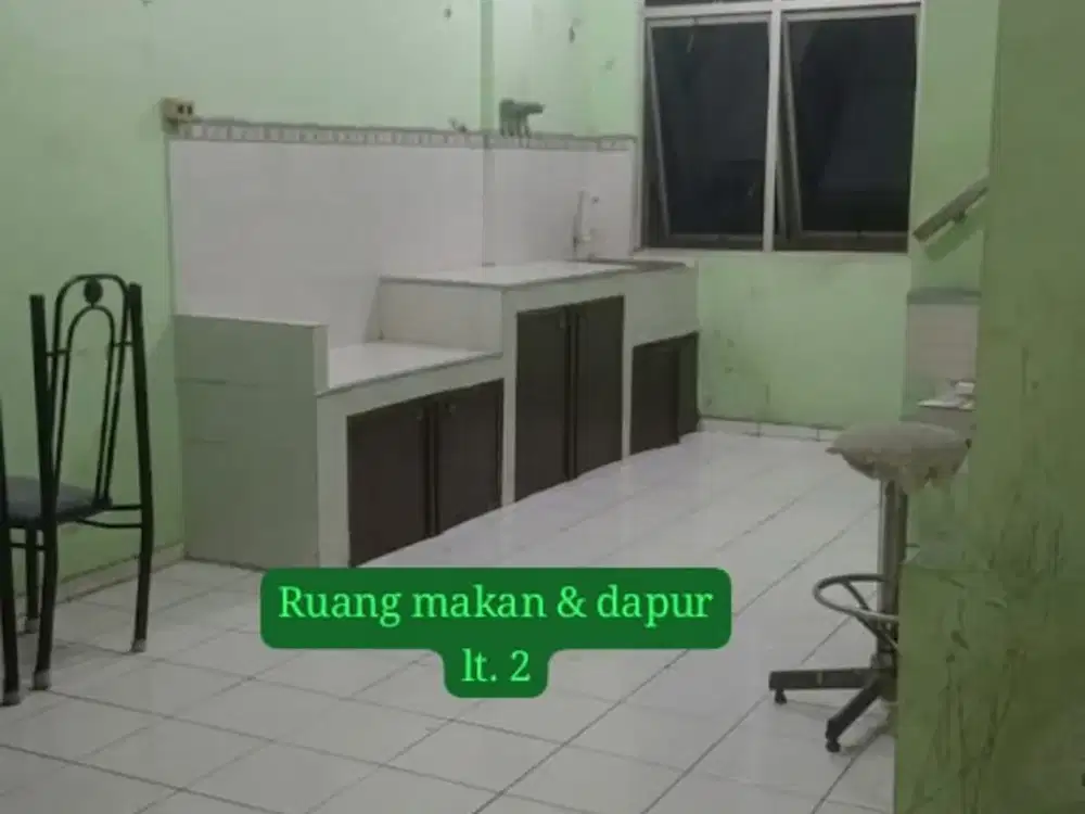 Di jual Ruko 3lt Strategis Terdepan di Candrabaga, Pondok Ungu Permai, Bekasi.