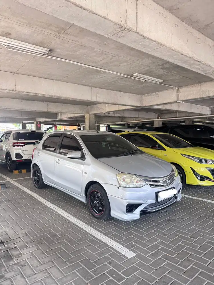 Toyota Etios Valco 2014 Bensin
