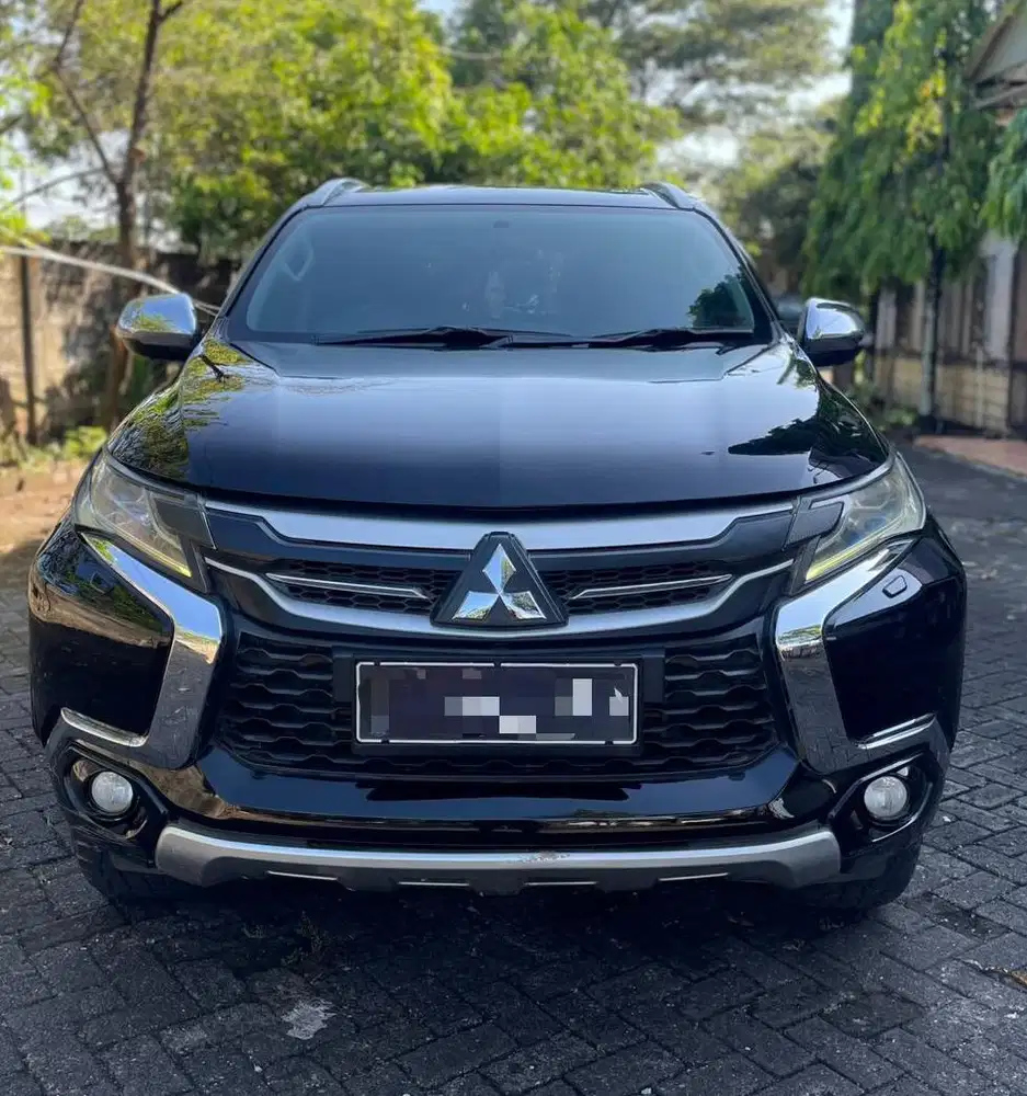 PAJERO SPORT DAKAR 4X4 AT LIMITED EDITION