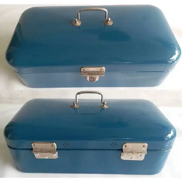 bread box / Broodtrommel enamel kuno zaman kolonial Belanda