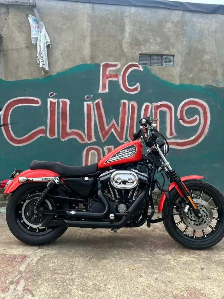 Sportster 883 R 2003 karbu ,roadking,fatboy,roadglide