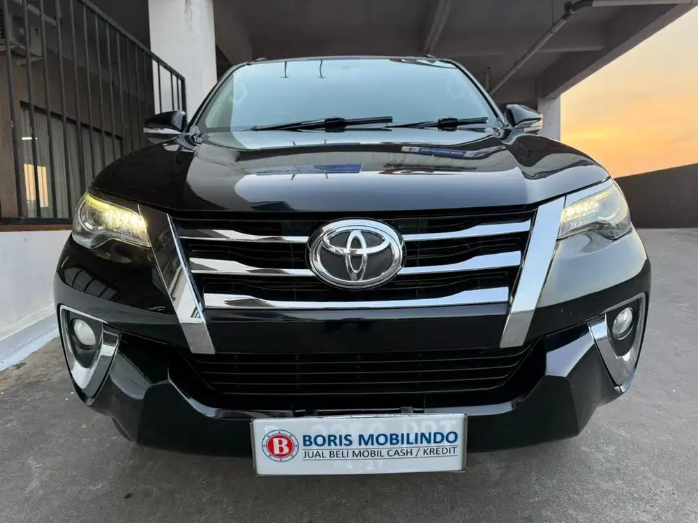 VRZ 2017 Diesel Automatic Toyota Fortuner 2018 Hitam TRD Solar 4x4 4x2