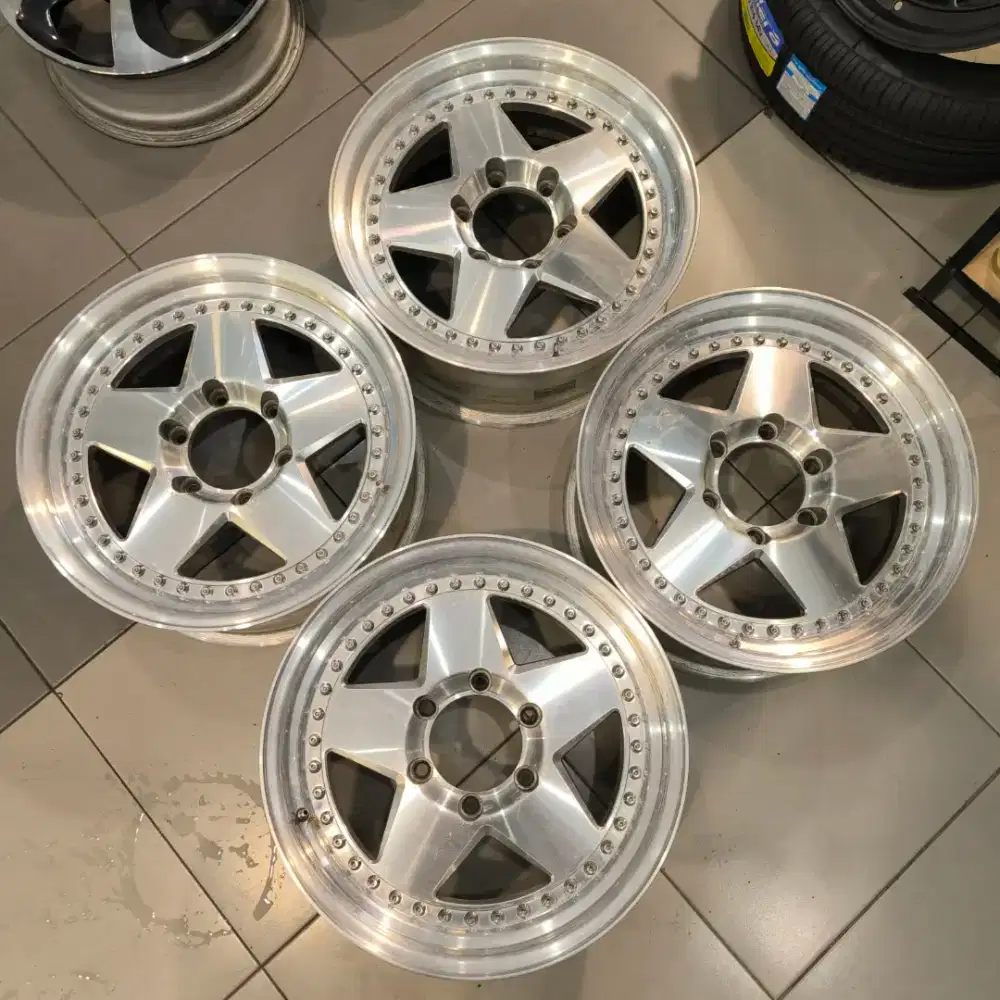SUPER STAR LODIO DRIVE
(Made In Japan.3piece)R17 6x139 lebar 7,5 ET 25