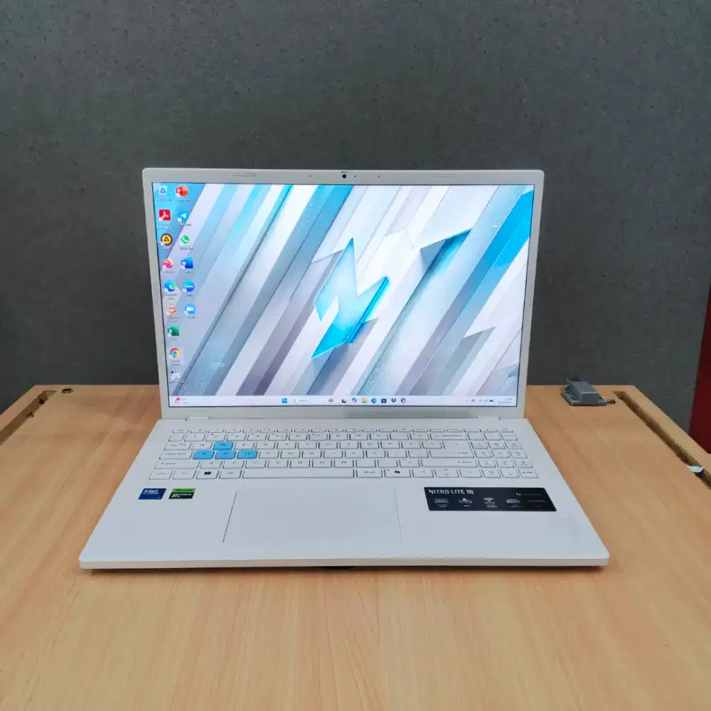 ACER NITRO LITE 16