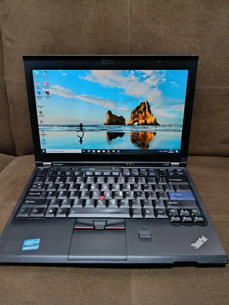 Laptop core i7 normal banget siap kerja