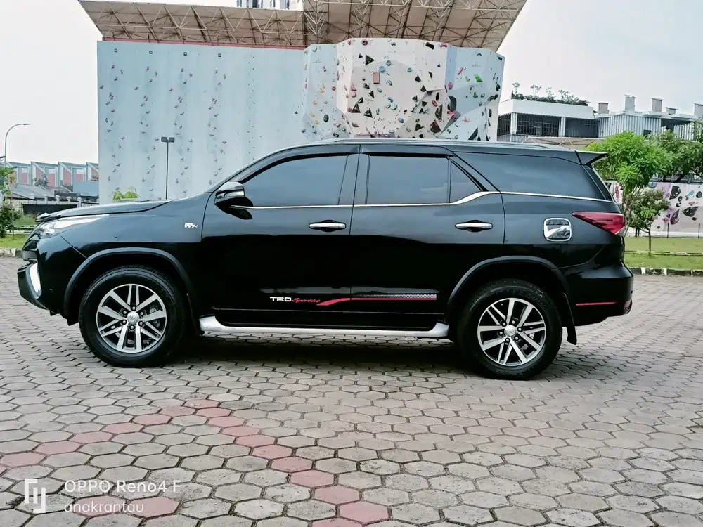 Toyota Fortuner 2018 Bensin
