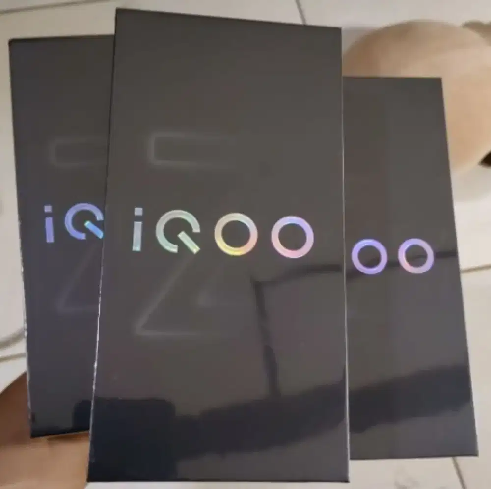 IQOO Z10 5G 8GB+256GB Black BNIB Garansi Resmi Indonesia