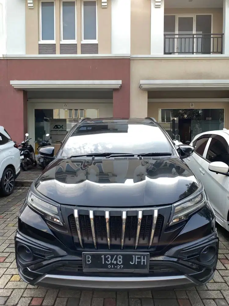 Toyota Rush GR Sport AT 2021 - Hitam Metalik