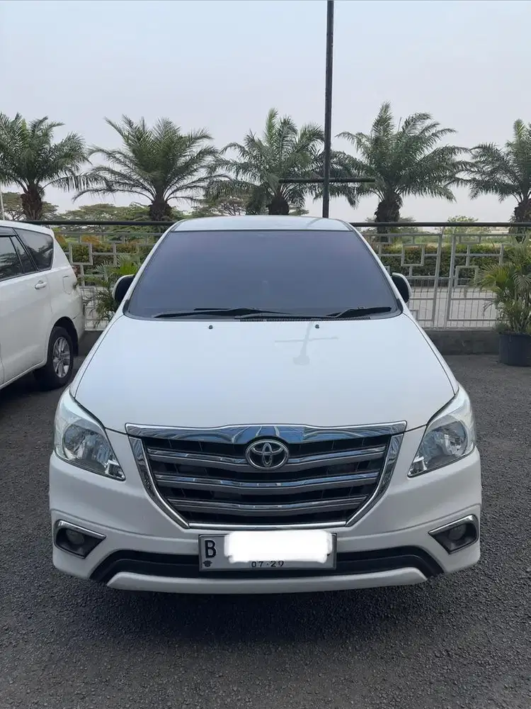 Toyota Kijang innova 2.0 V MT 2014