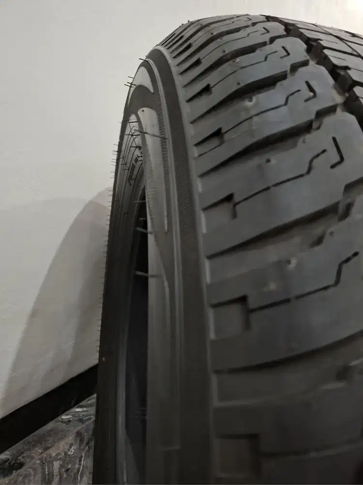 Ban Yokohama 265/60 R18 Nik 2026