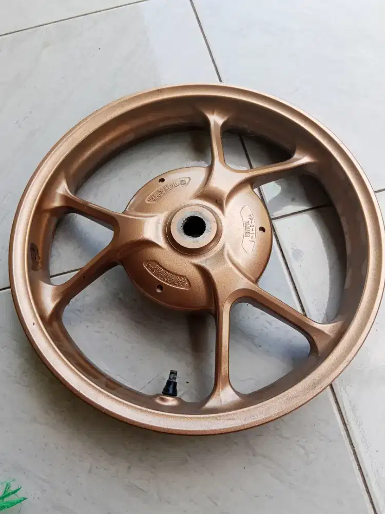 Velg belakang Lexi LX original