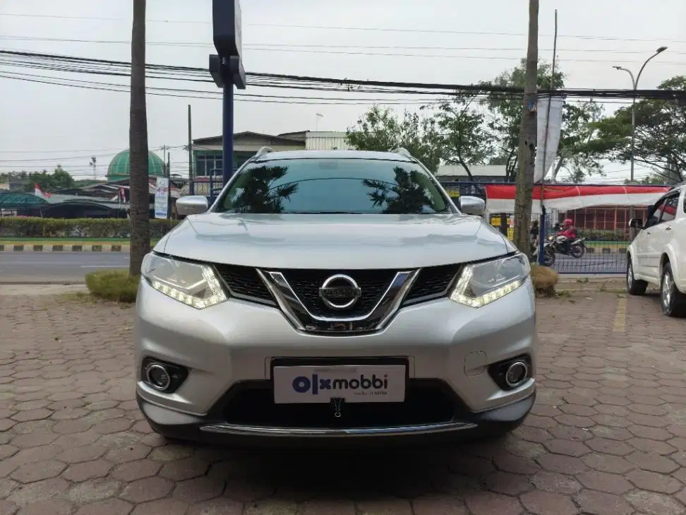DP MURAH Nissan X-Trail 2.5 Bensin-AT 2015  CPYBB