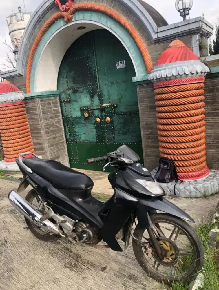 Di jual cepat motor kesayangan...