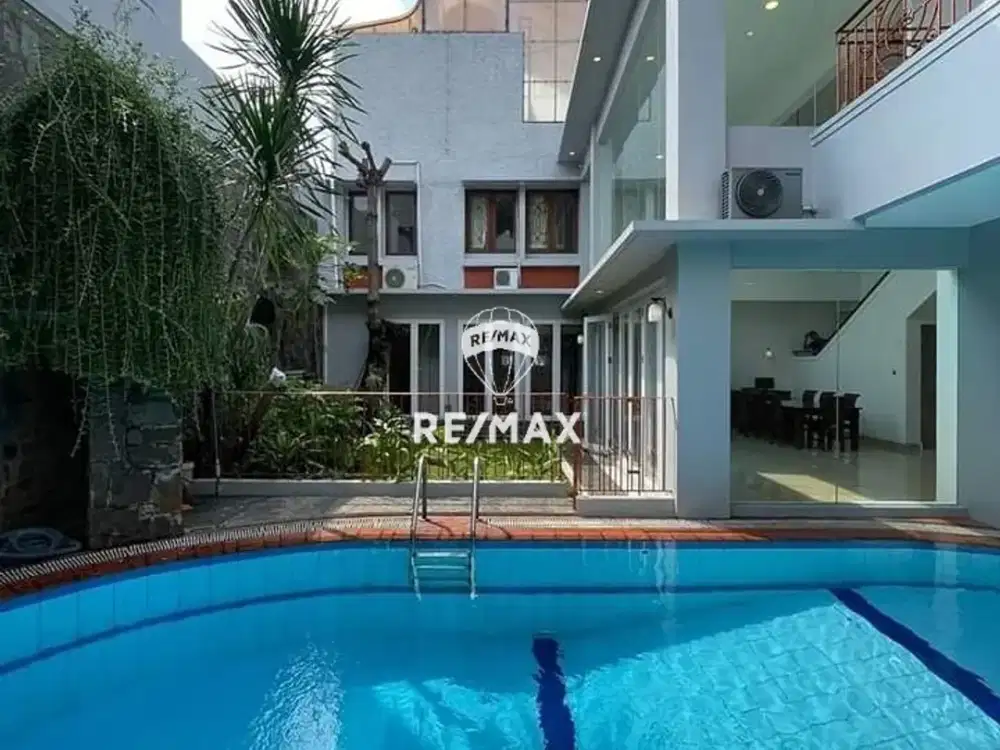 Dijual Cepat Rumah 2,5 Lantai Dalam Komplek (Dekat Patra Kuningan Jakarta Selatan)