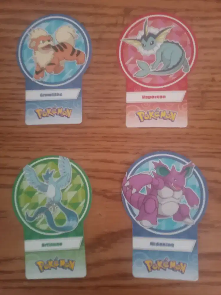 Koleksi kartu pokemon