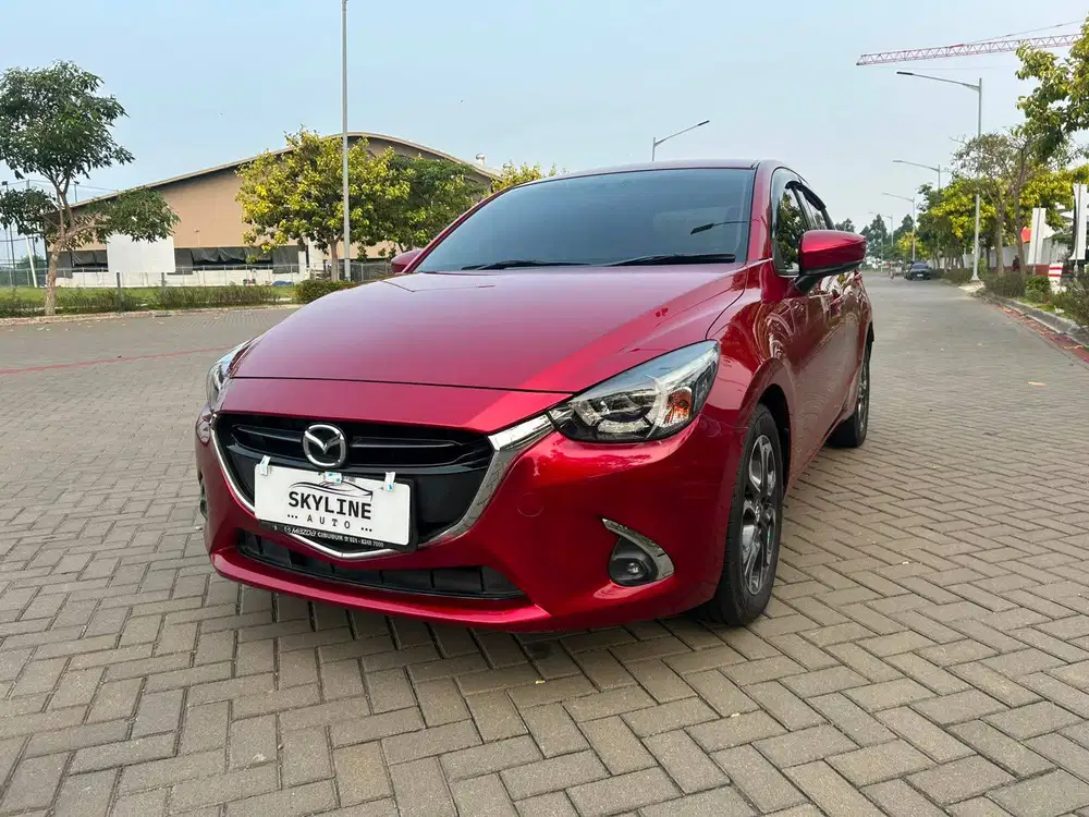 TERMURAH! PAJAK PANJANG LOW KM. MAZDA 2 1.5 R AT SKYACTIV HB 2019