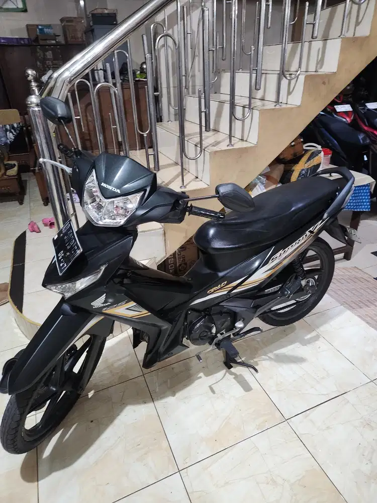 Supra 125 cw f1 2022 hitam doff gbm dp1jt 3thn 689rb