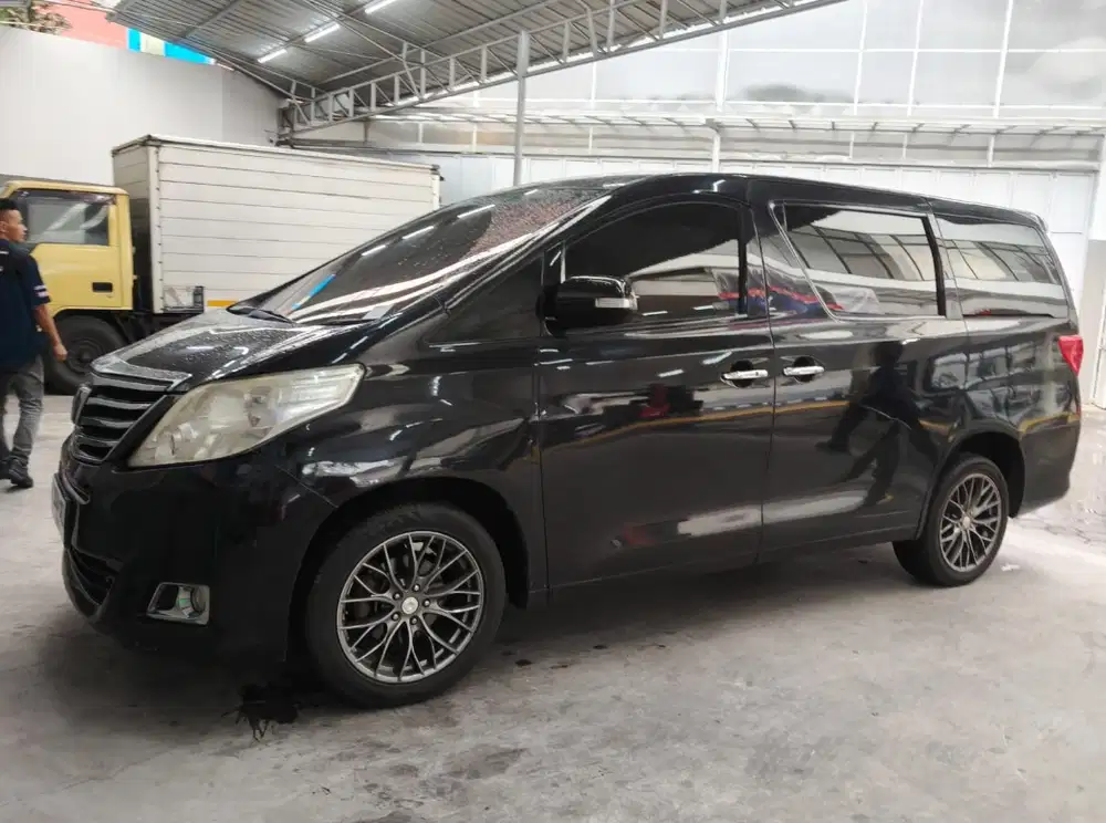 Toyota Alphard 2014 Bensin