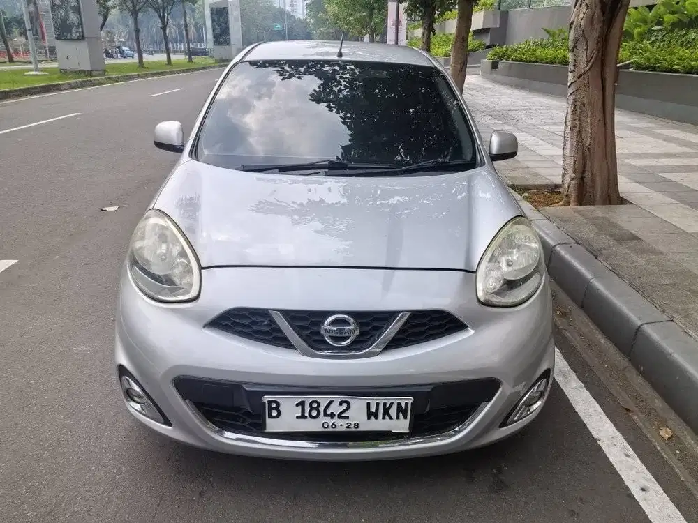 Nissan March Tipe 1.5 Automatic 2013 Tangan Pertama Dr Baru Siap jalan