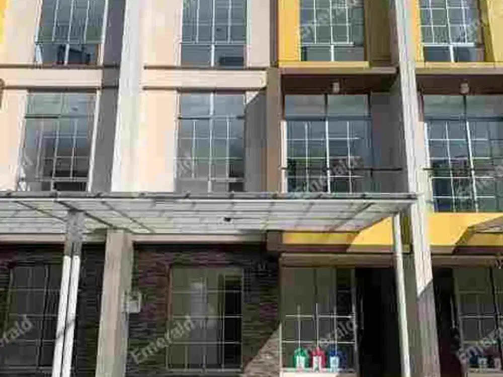 Rumah Minimalis 3 Lantai Siap Huni PIK 2