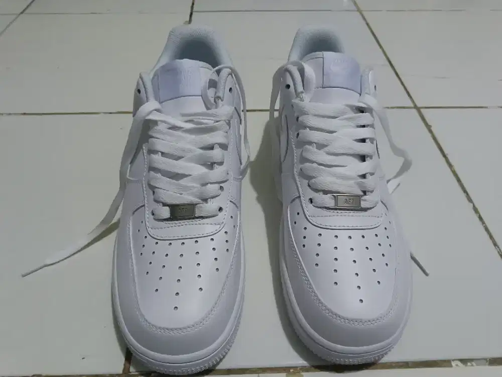 Nike Air Force One Triple White