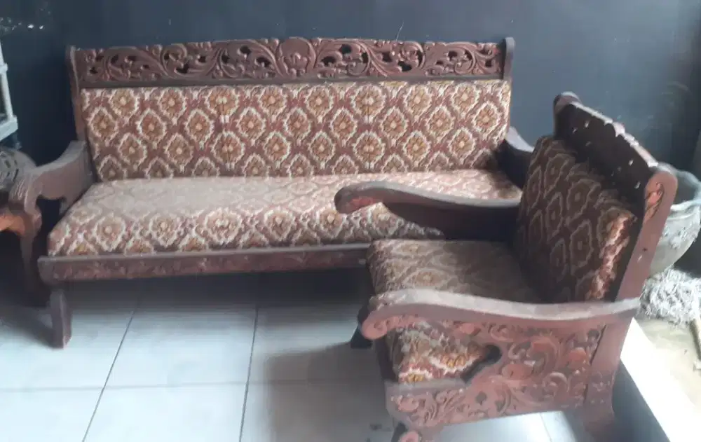 Kursi Jati Lawas 3 1 1 1 + Meja
