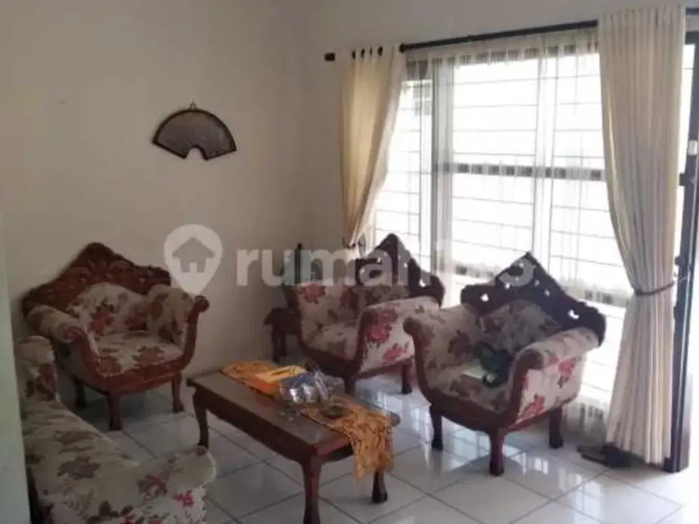 RUMAH CANTIK DUA LANTAI DI CIBEUNYING BANDUNG