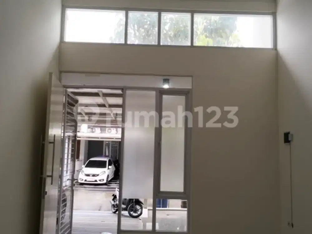 Jual Rumah Siap Huni di Cluster Sherwood Taman Kopo Indah 5 Bandung