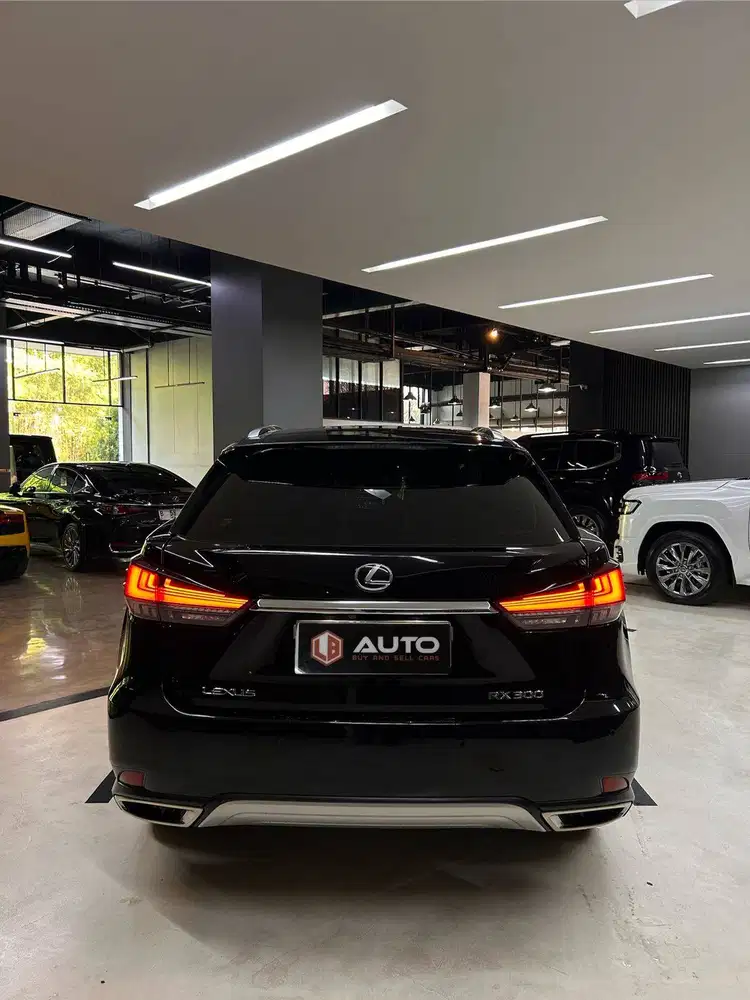Lexus RX300 RX300T Luxury 2021 Hitam Km51rb B2311MD