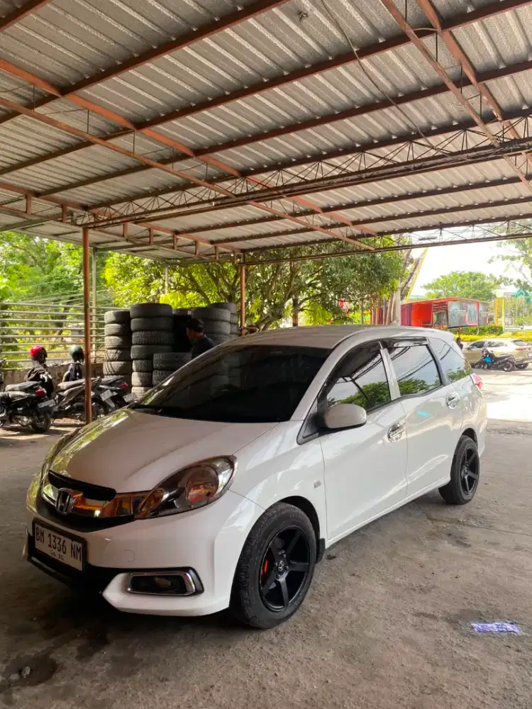 Honda mobilio 2014 manual
