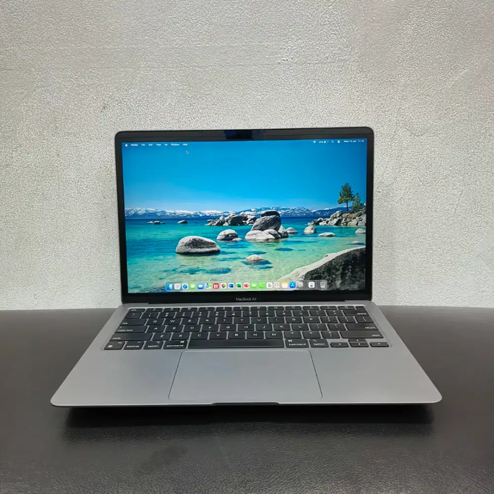 Macbook Air Retina 13 inch 2020 Chip M1 RAM 8/256GB ( Second )