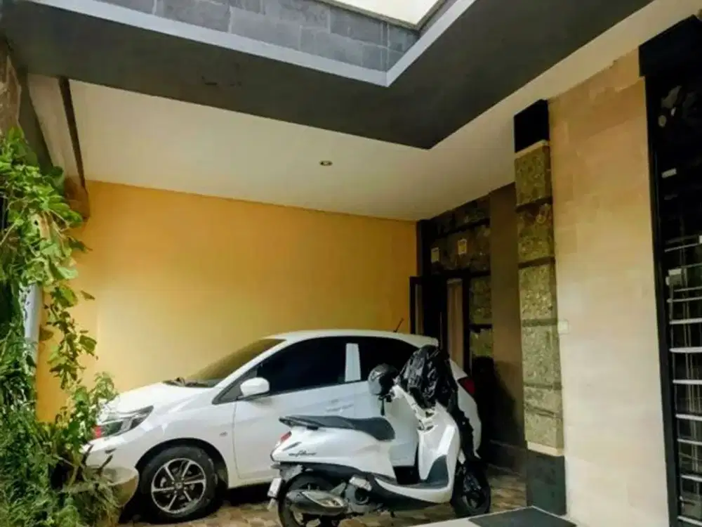 [Amr-110.Ksw]  SEWA TAHUNAN RUMAH 2 LANTAI STRATEGIS DI SEDAP MALAM – SANUR KAJA, DENPASAR