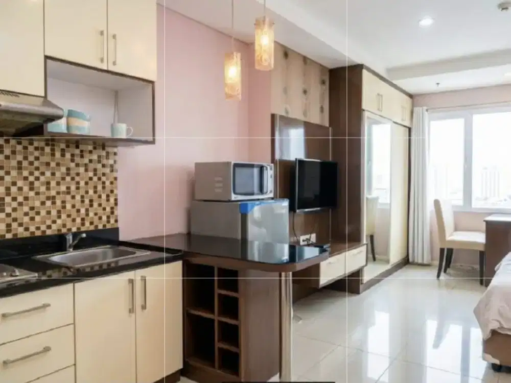 Cosmo Terrace, Studio