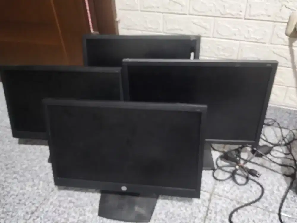 5 unit Monitor PC 19-20incg