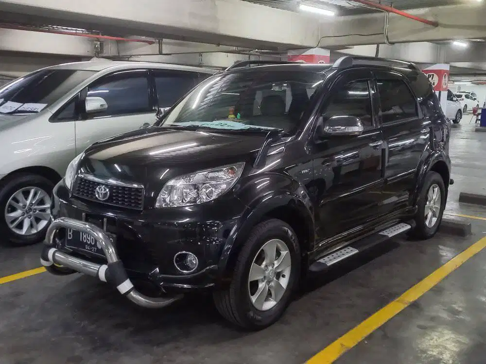 Toyota Rush S manual 2012/2013