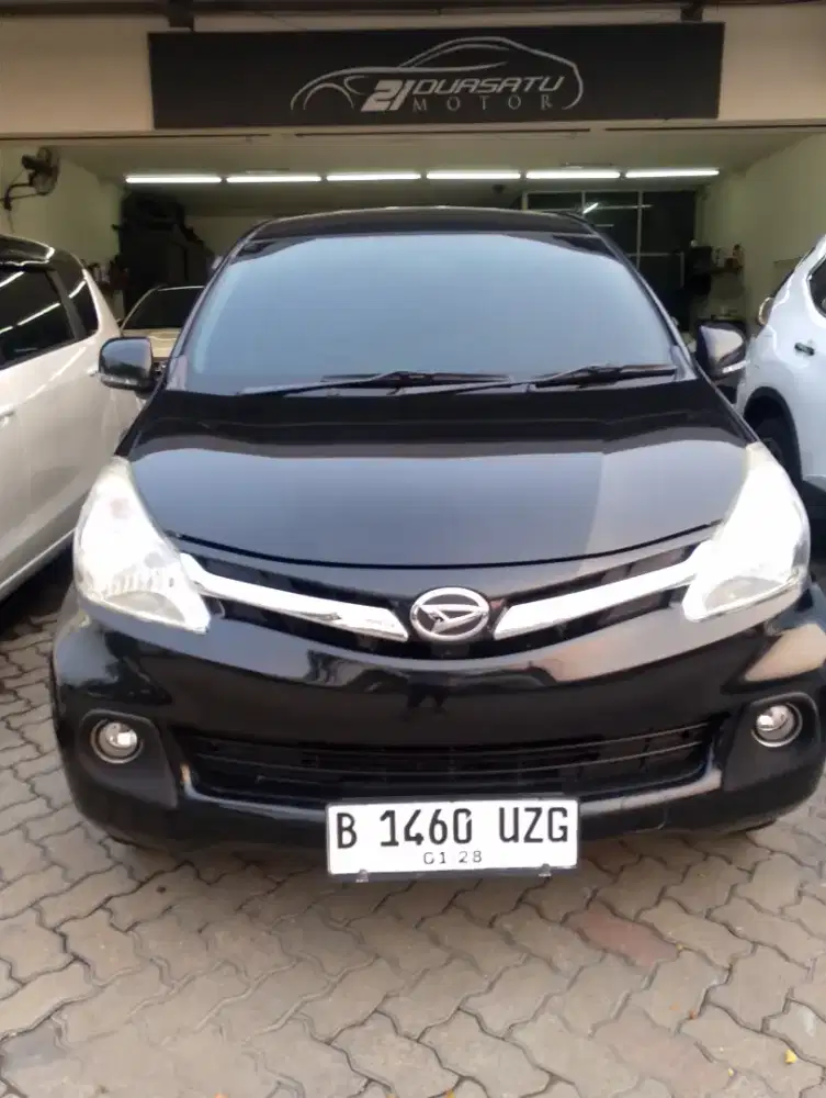 XENIA 1.3 R DELUXE 2013 AT/AUTOMATIC HITAM
