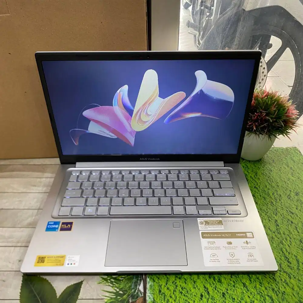 New Asus Vivobook A1404VA Intel Core i3-1315U 8GB 512GB 14FHD Win 11